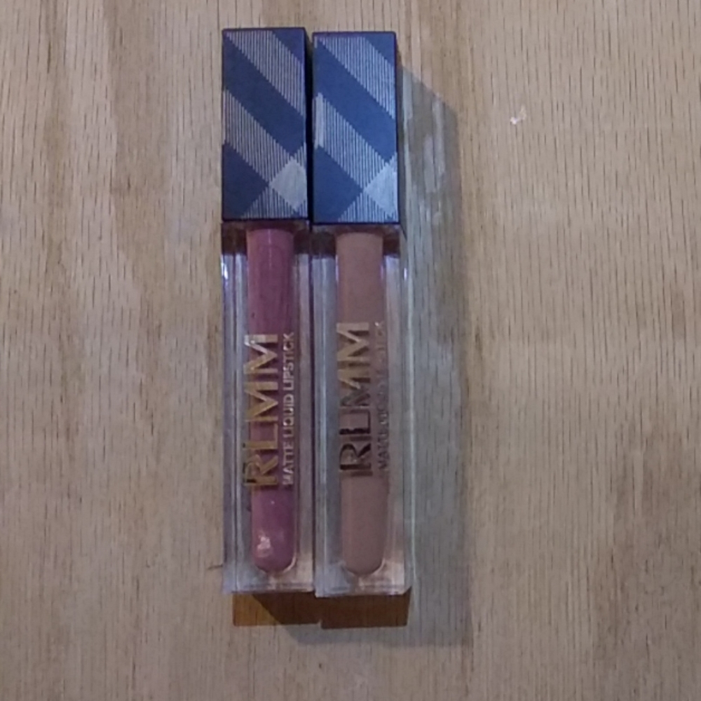 Liquid lipstick